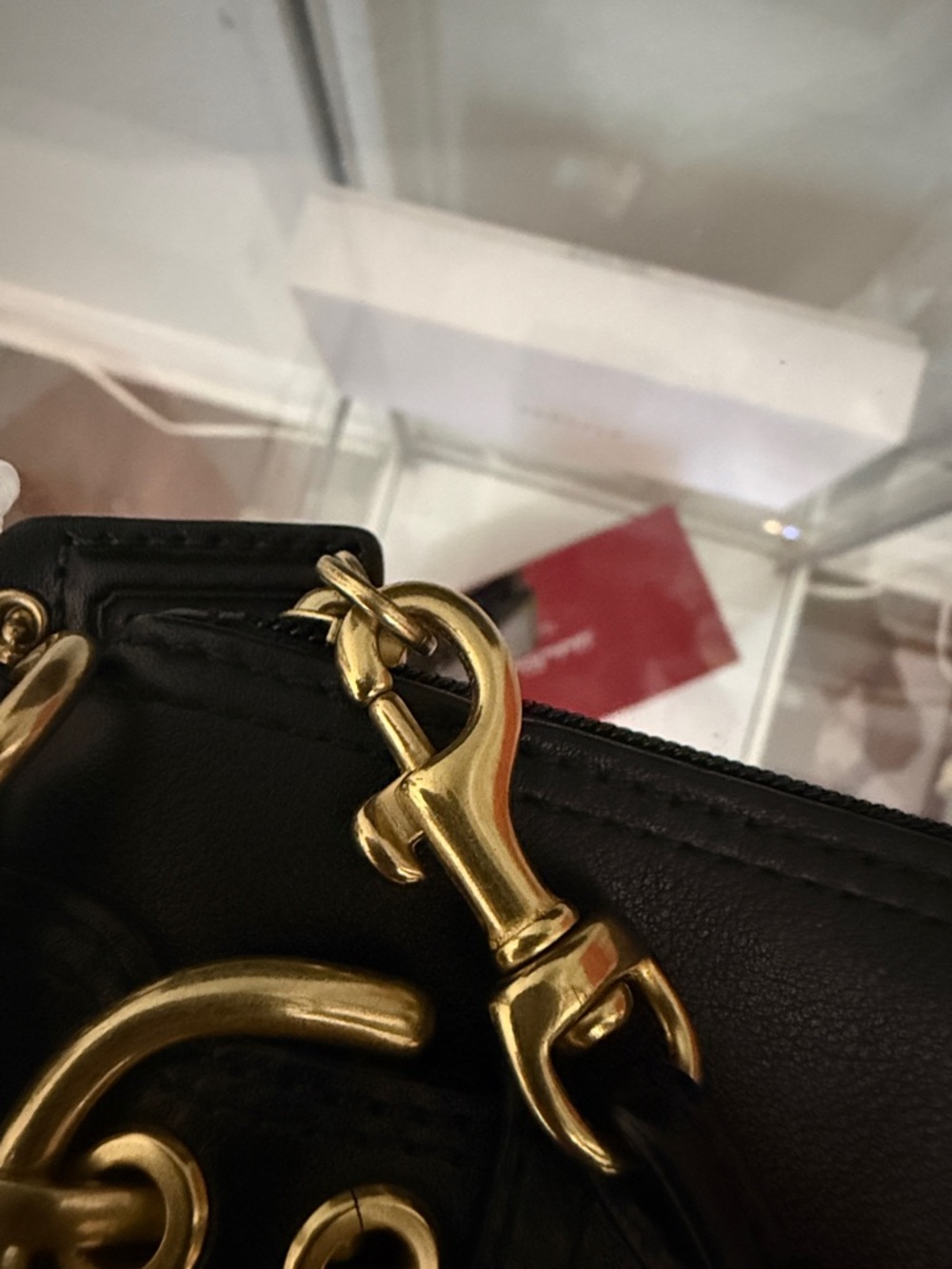🆕 Coach Wristlet - Picture 5 of 5